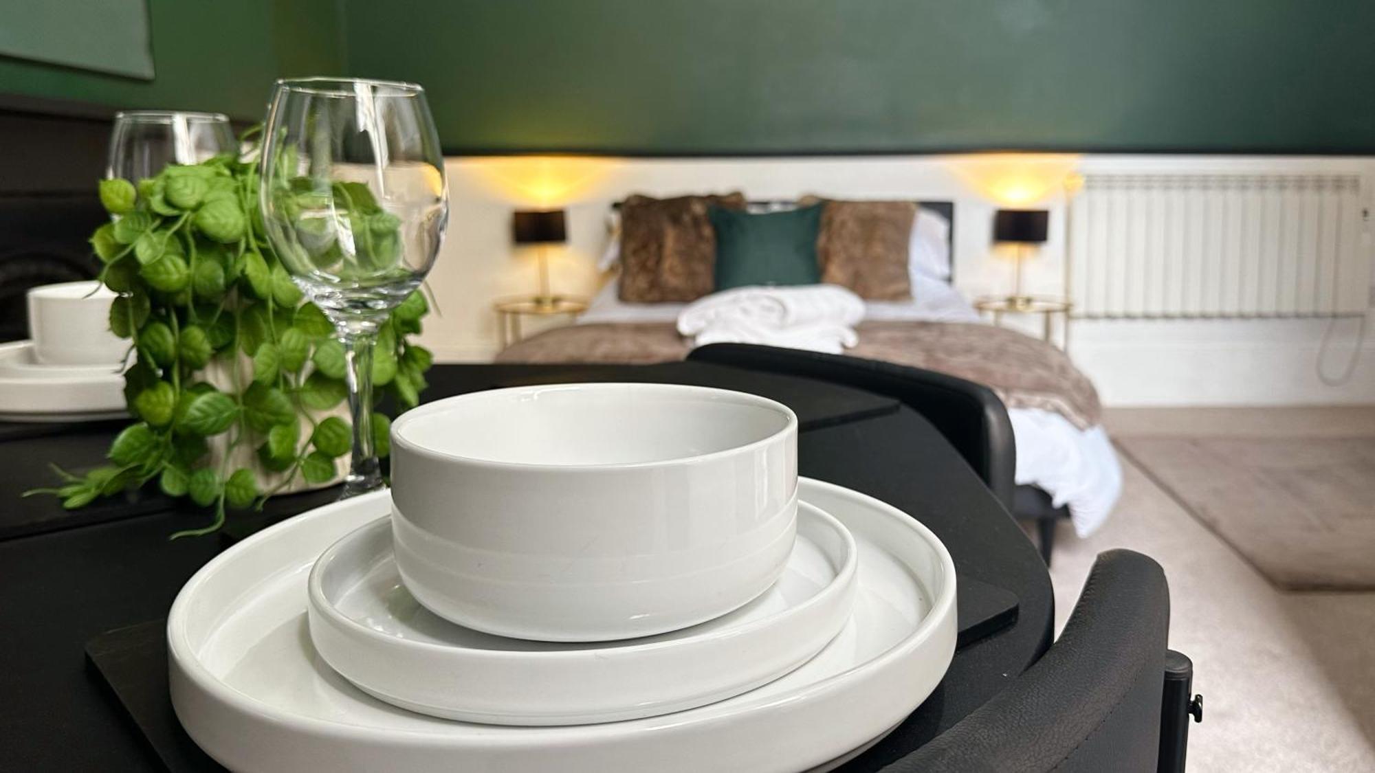 - The Emerald Apartment Cheltenham